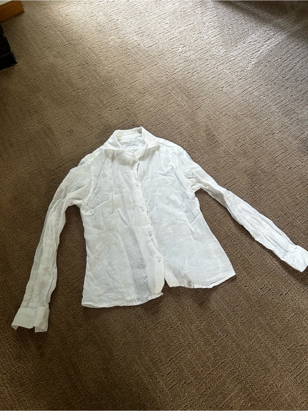 100% linen Crisp White Button-Down
